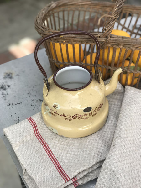 teapotyellbr.jpg