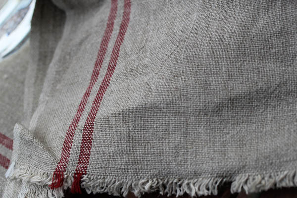 French Linen Runner #EPRed