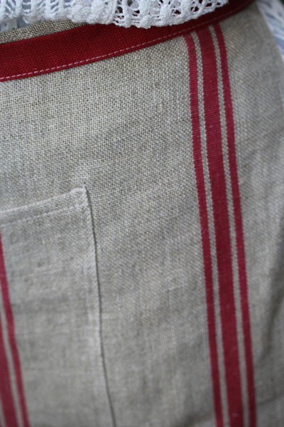 The Red Half Apron (au rouge tablier) FREE SHIP 2