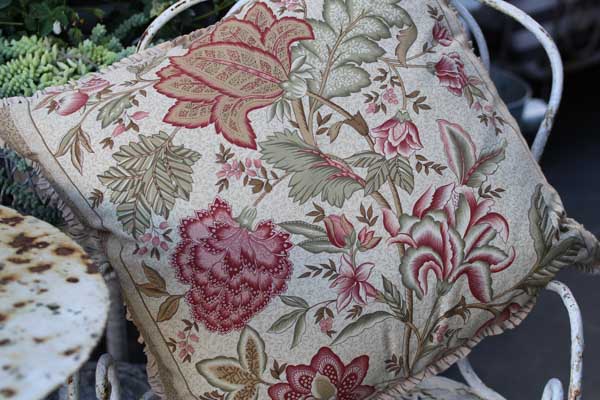 Pillow - Bright Provence Floral