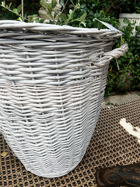 Vintage Vineyard Basket with plaque #W  3