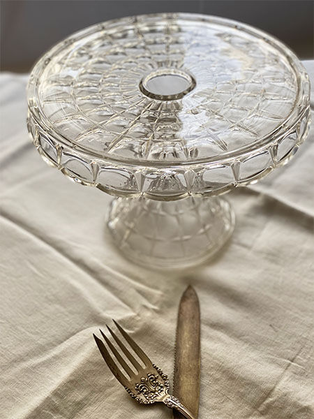 Round Glass Crystal Cake Stand Clear (35cmDx10cmH)