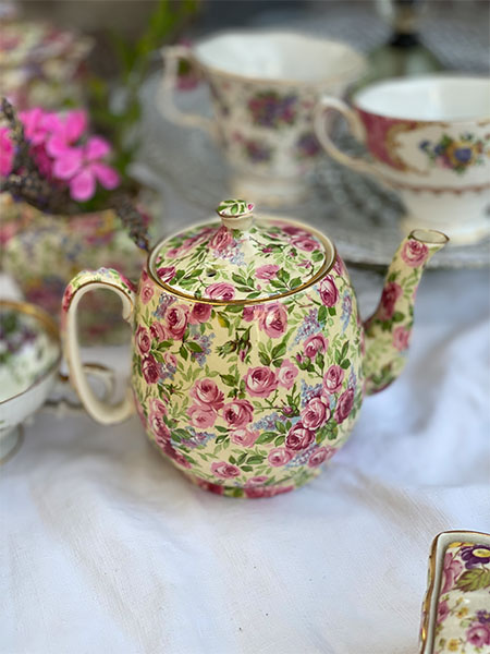 Antique Chintz Teapot #junerosesSOLD