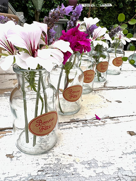 Bonne Fete Holiday Vases #single 1