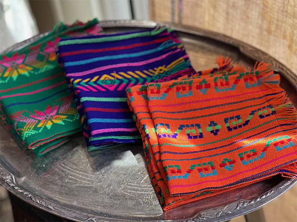 Fiesta Napkins #set12