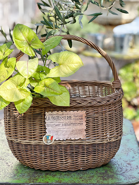 Antique Harvest Basket #patisserie