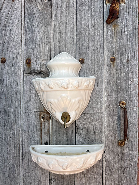 Antique French Lavabo Font #fr9