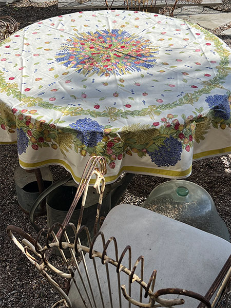 Provence Oilcloth Round #72 #blue 2