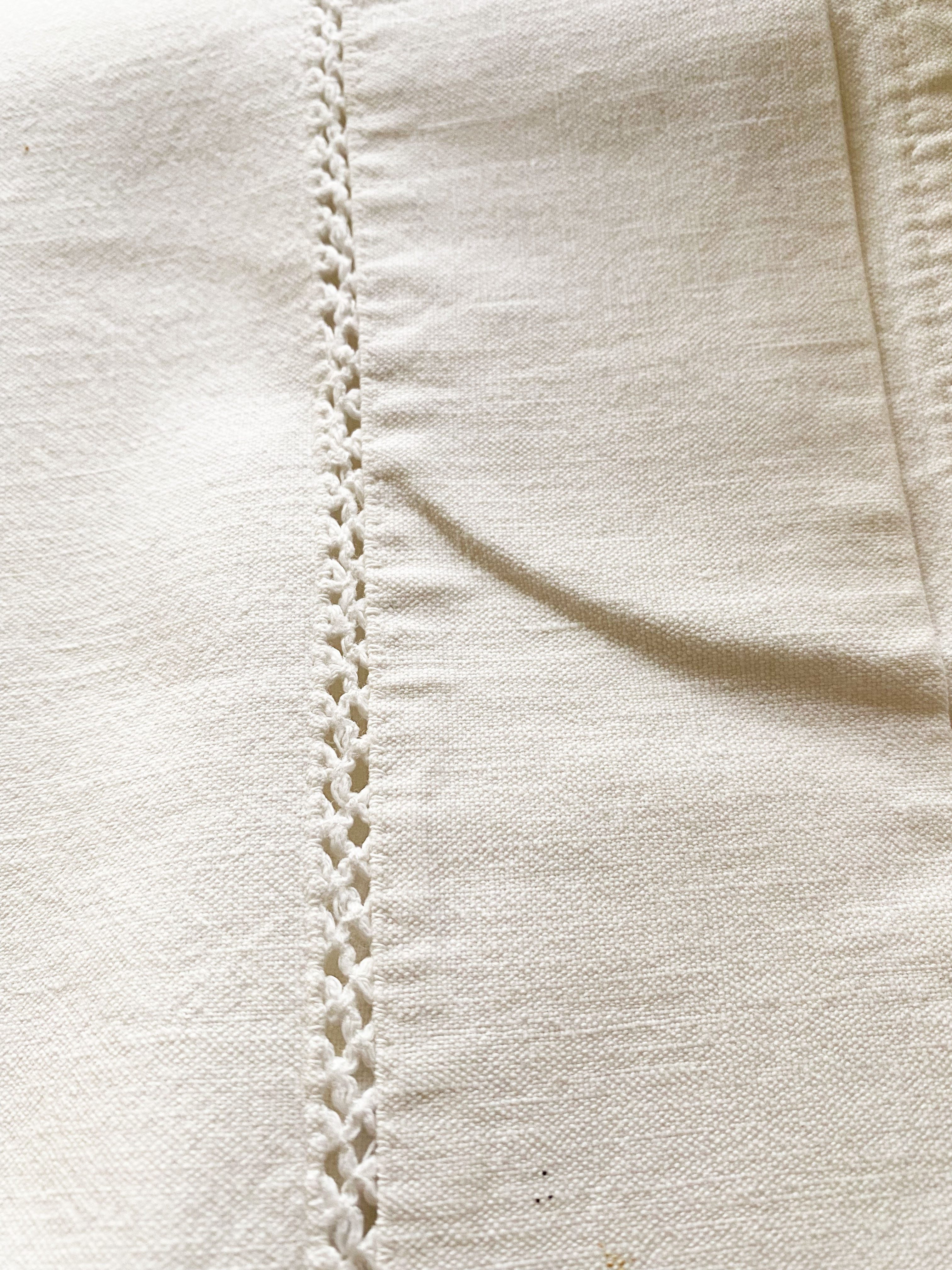 Antique French Sheet #whtplain TWIN 1